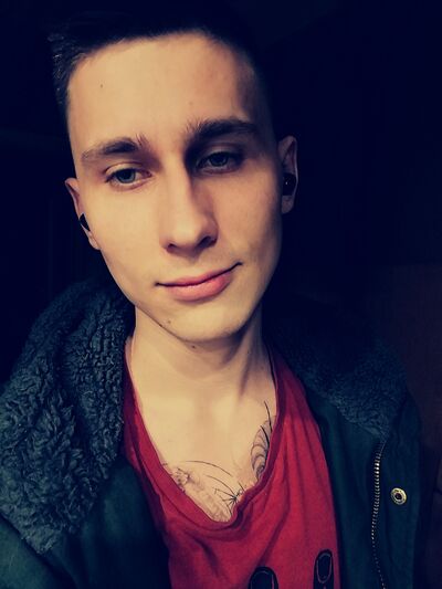  ,   Luci, 28 ,   ,   , 