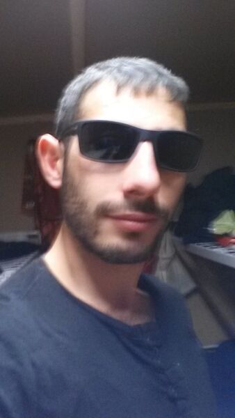  ,   Armen, 35 ,   ,   , c 