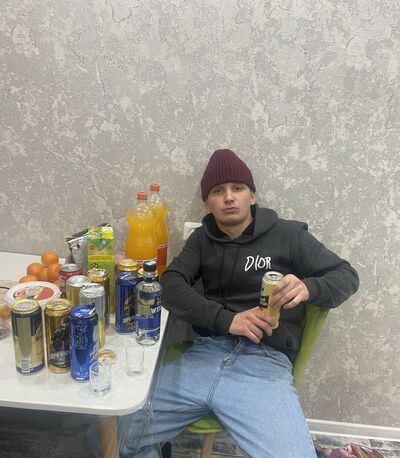  ,   Daniil, 22 ,   ,   