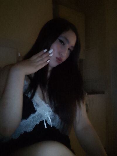 ,   Leila, 23 ,   ,   , 
