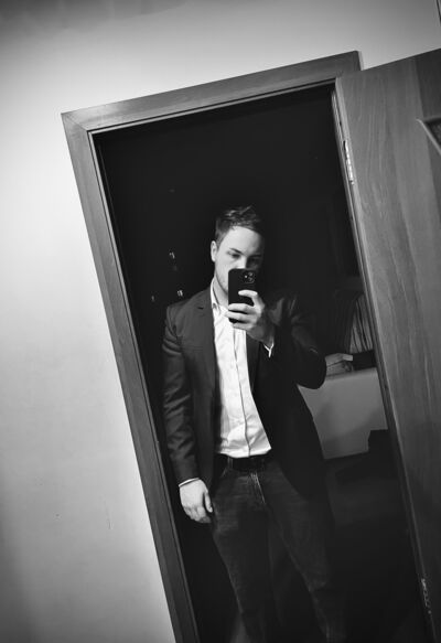  ,   , 28 ,   ,   