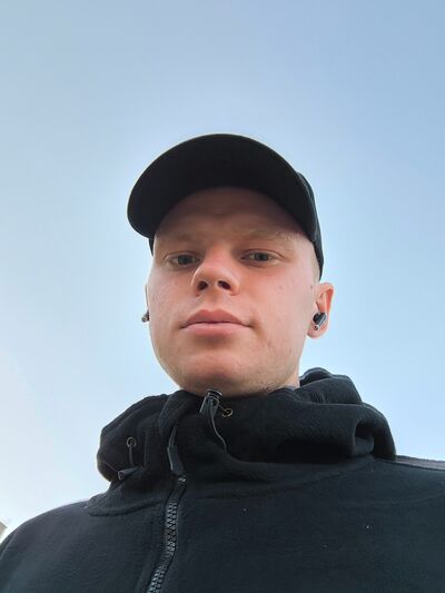  ,   Roslav, 26 ,   