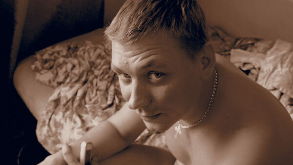  ,   Alex, 38 ,   