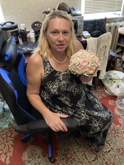  ,   Ludmila, 55 ,   ,   , c 