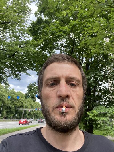  ,   Alex, 39 ,   ,   