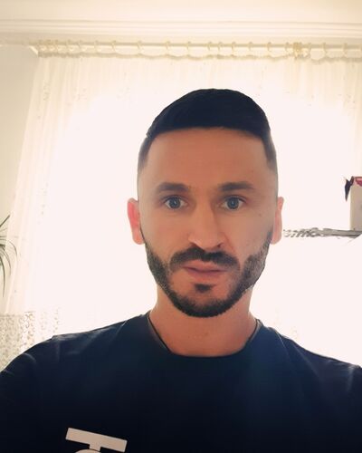  ,   Rostik, 38 ,   ,   