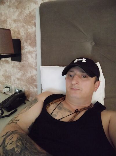  ,   Koba, 49 ,   ,   , c , 