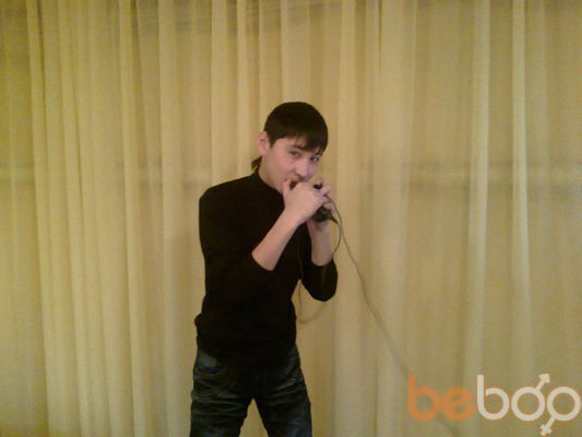  ,   Medet, 32 ,  