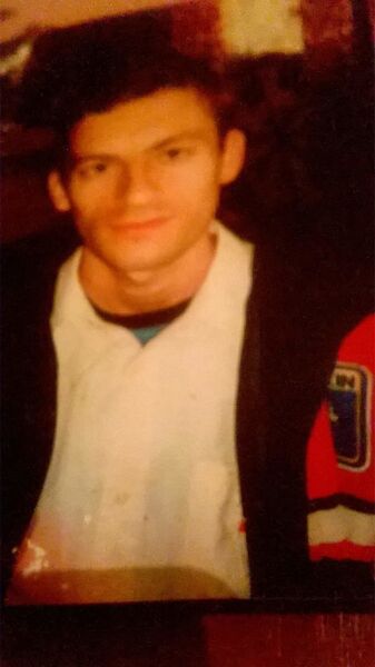  ,   Dmitri, 32 ,   ,   , c 