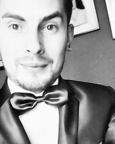  ,   Jhon, 25 ,   ,   , c 