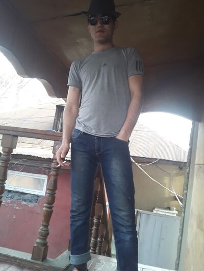  ,   Arman, 30 ,   ,   , c 