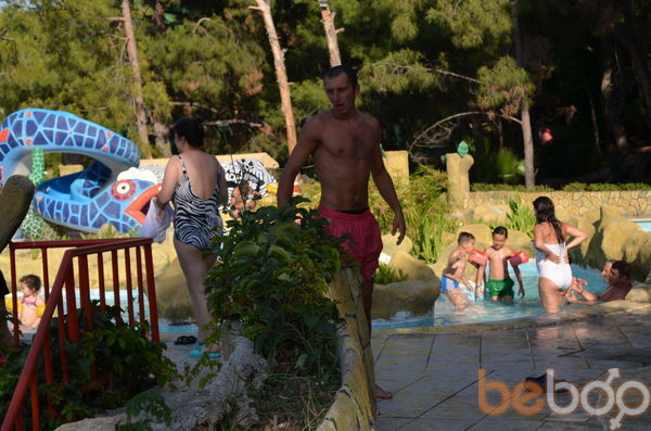  ,   Gio, 37 ,   