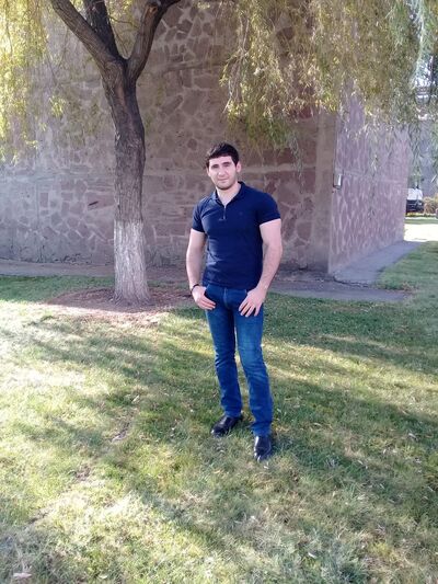  ,   R u b e n o, 33 ,   ,   , c 