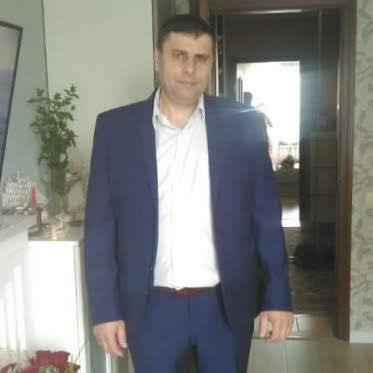  ,   Ivan, 44 ,   c 