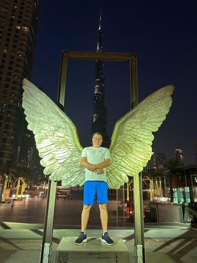  ,   Andrei, 44 ,   c 