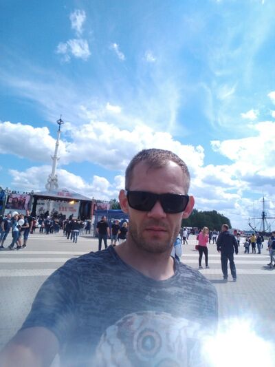  ,   Anton, 40 ,   ,   , c 