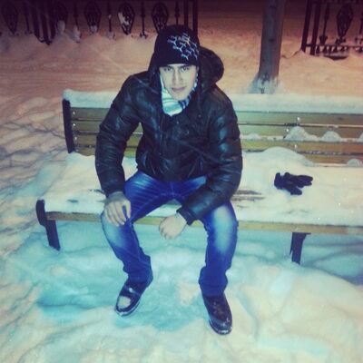  ,   Bedboy, 34 ,   