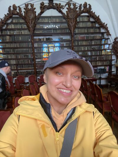  ,   Vera, 49 ,   c 