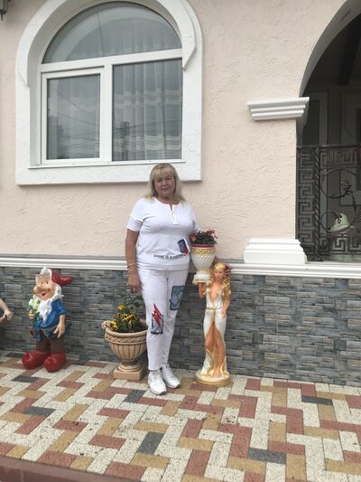  ,   Larisa, 62 ,   ,   