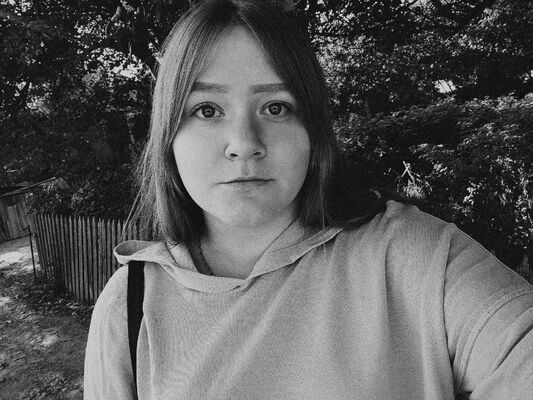  ,   Anna, 24 ,   ,   , c , 