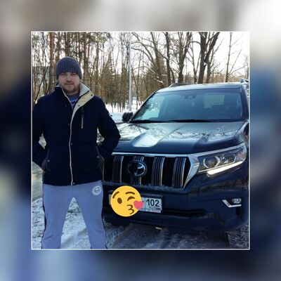  ,   Stas, 37 ,   