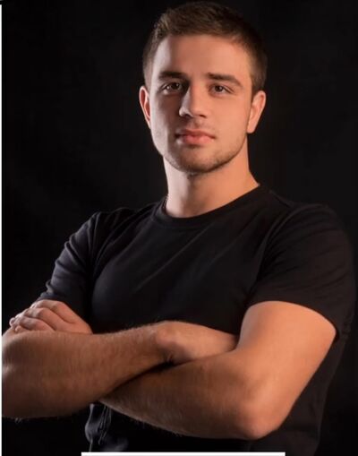  ,   Viktor, 24 ,   ,   
