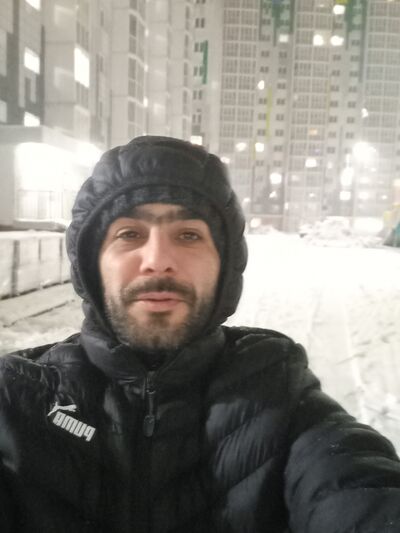  ,   Arman, 39 ,   ,   