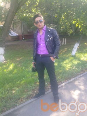  ,   Joni, 32 ,   