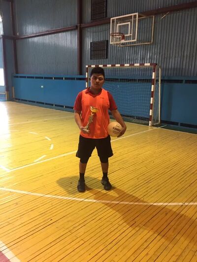  ,   Erzhan, 25 ,   ,   , c 