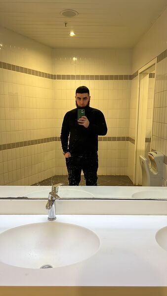  ,   Ruso, 34 ,   ,   