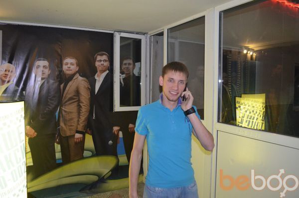  ,   Maxim, 37 ,   ,   , c 