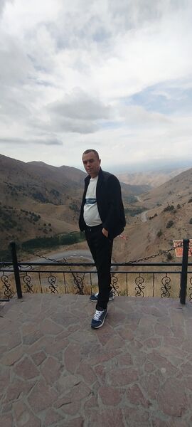  Praha,   Akmalxon, 40 ,   ,   