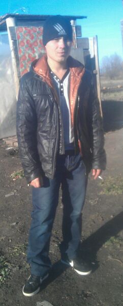  ,   Leonid, 34 ,   