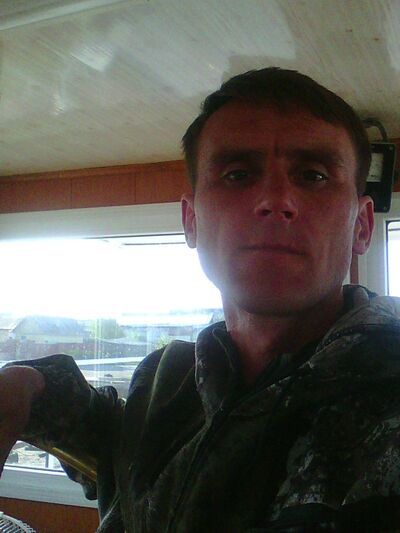  ,   Oleg, 44 ,   