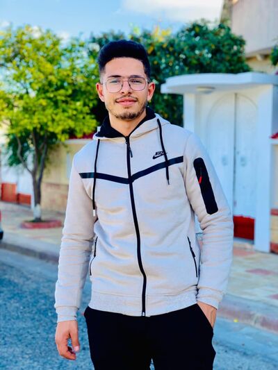  ,   Mouldi, 26 ,   ,   