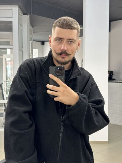  ,   Uladislau, 31 ,   ,   