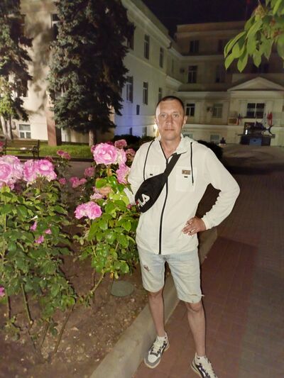  -,   Zhenek, 41 ,   ,   , c , 