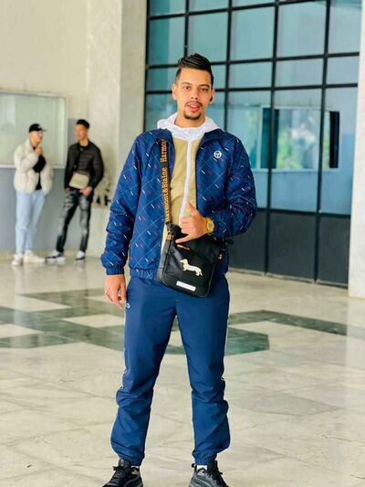  ,   Nizo, 26 ,   ,   