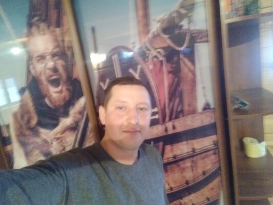  ,   Ivan, 36 ,   