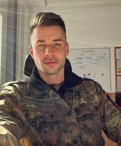  Feldkirchen in Karnten,   Stephen, 43 ,   ,   