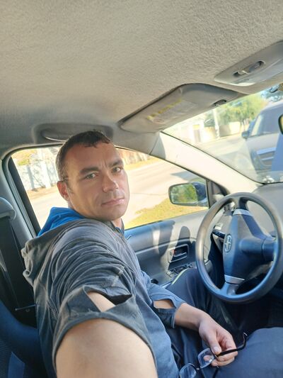  ,   Vlad, 42 ,   ,   