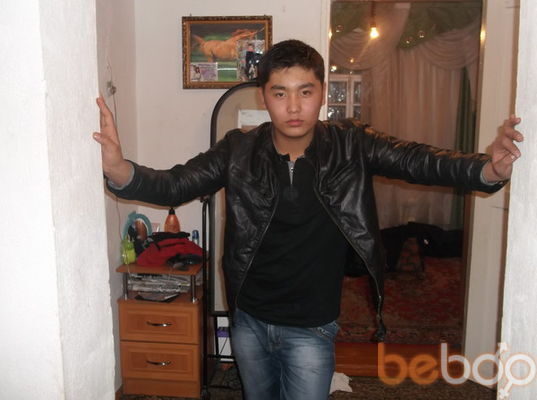  ,   Askar, 33 ,   