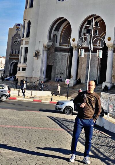 ,   Hamza mer, 37 ,   ,   