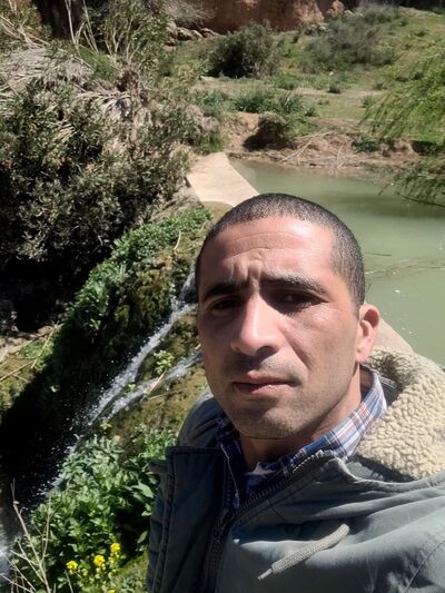 ,   Yacine, 30 ,   ,   