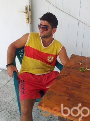  ,   Elvin, 31 ,   