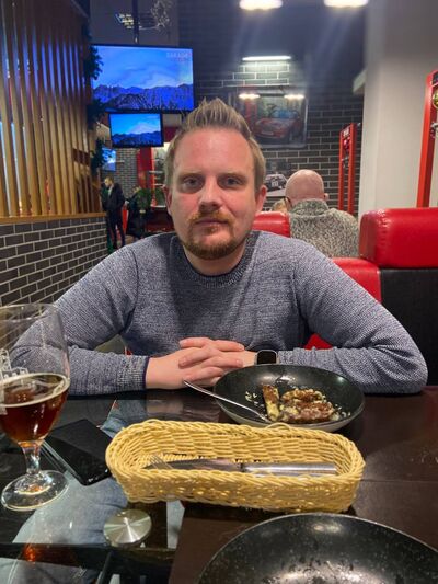  Lambeth,   Sergey, 34 ,   ,   