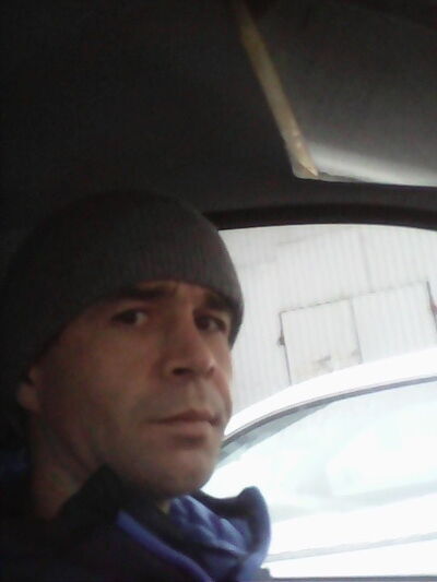  ,   Yrij, 44 ,   