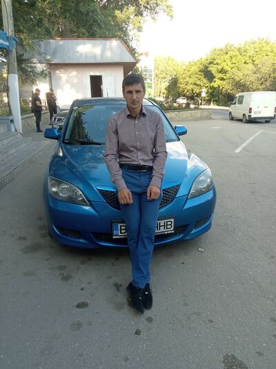  ,   Iurie, 32 ,   c 