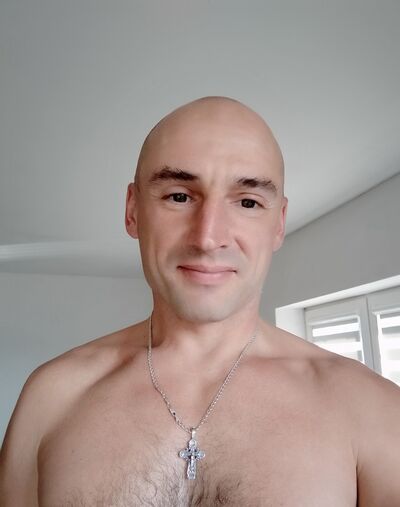  ,   Robert, 33 ,   ,   