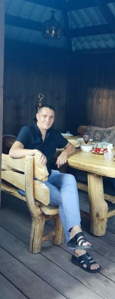  ,   Oleg, 37 ,   , 